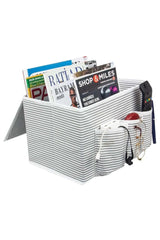 Gri beyaz çizgili çok bölmeli dergi, uzaktan kumanda, gözlük ve şarj kablosu organizer kutu