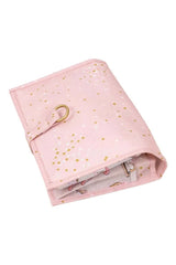 Yıldız desenli, halka toka detaylı pembe kumaş katlanmış organizer çanta