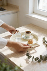 Ahşap Kulplu Yuvarlak Metal Tepsi, Servis ve Sunum Tepsisi 26 cm