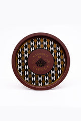 Bordo çerçeveli, sirk temalı siyah-beyaz ve altın renkli desenli dekoratif yuvarlak tepsi