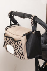 Bohem desenli bebek arabası çantası, kapaklı ve yan cepler, bej ve siyah renkler