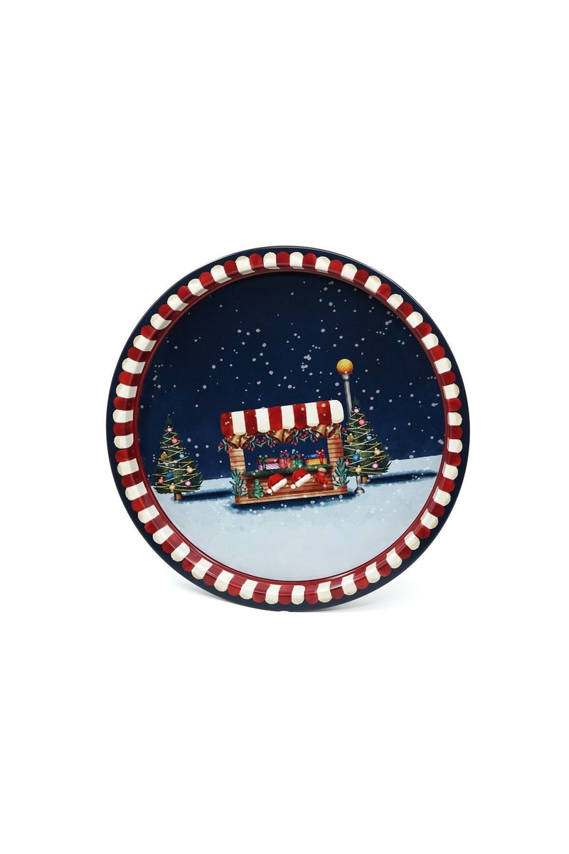 Kırmızı beyaz çizgili kenarlı, kar ve yılbaşı ağacı süslemeli Noel temalı dekoratif tabak
