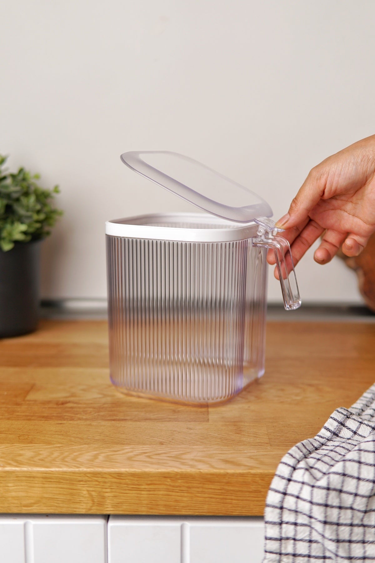 Kulplu Kapaklı Erzak Saklama Kabı 2,5 Lt - Hava Geçirmez Kapaklı Saklama Kabı 2'li Set, Şeffaf